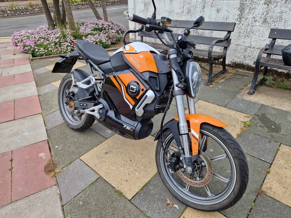 SUPER SOCO TSX ELECTRIC MOTORCYCLE (50cc equivelent) 2022 - Image 2